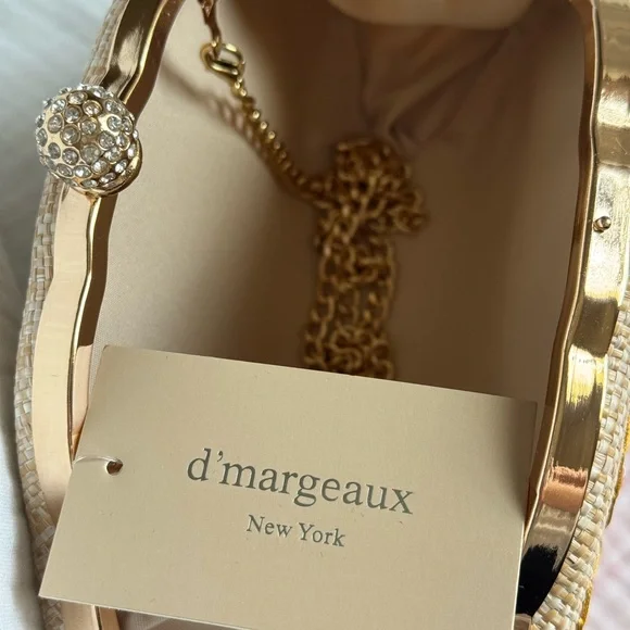 Viral Seashell Clutch Handbag Embroidered Raffia Shell Purse Gold Chain NWT - Picture 5 of 6